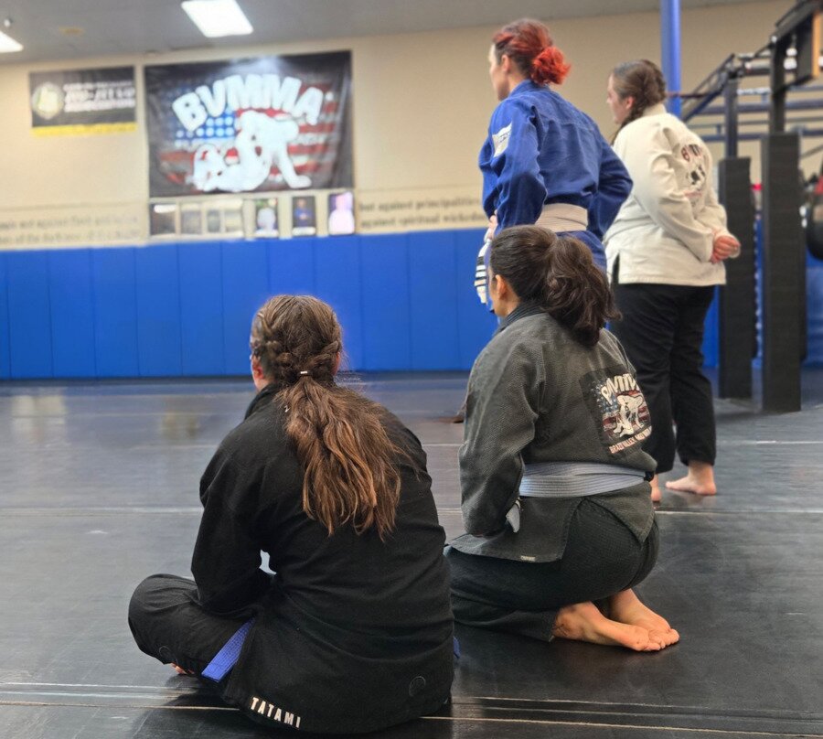 Women's BJJ training